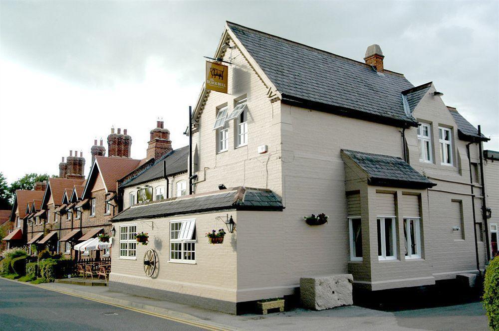 The Black Bull Inn Escrick Dış mekan fotoğraf