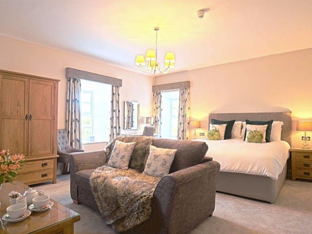 The Black Bull Inn Escrick Dış mekan fotoğraf