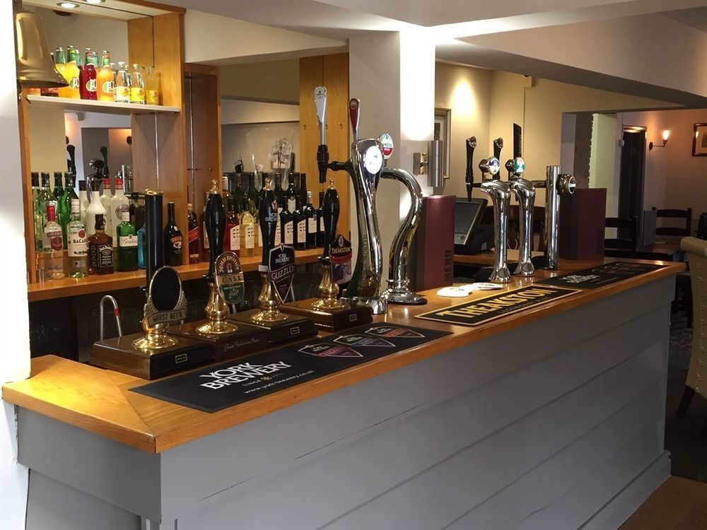 The Black Bull Inn Escrick Dış mekan fotoğraf
