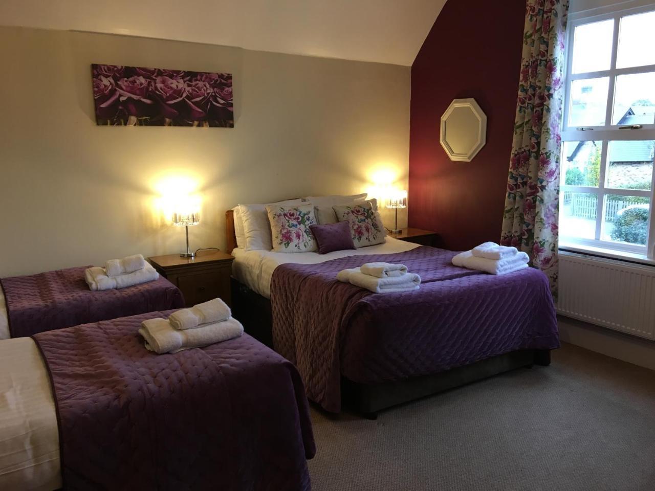 The Black Bull Inn Escrick Oda fotoğraf
