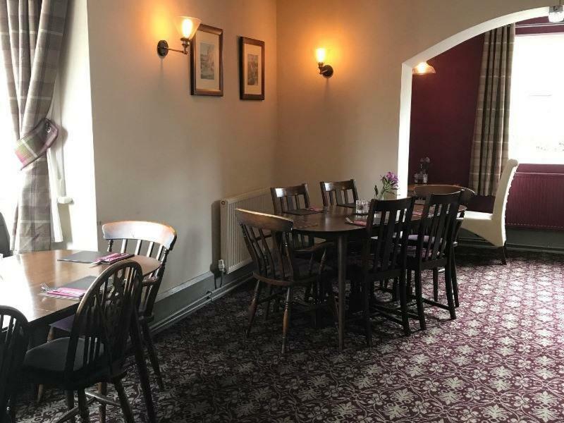 The Black Bull Inn Escrick Dış mekan fotoğraf